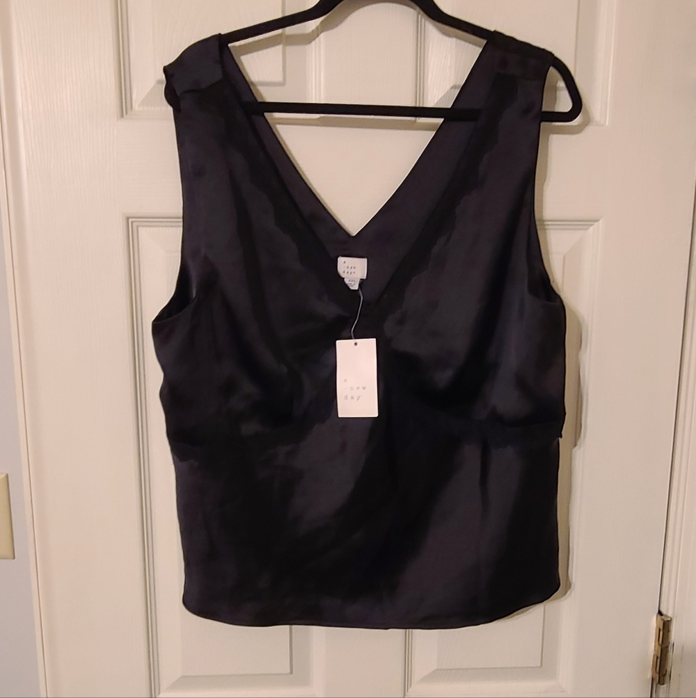 A New Day Elegant Black Sleeveless Top
